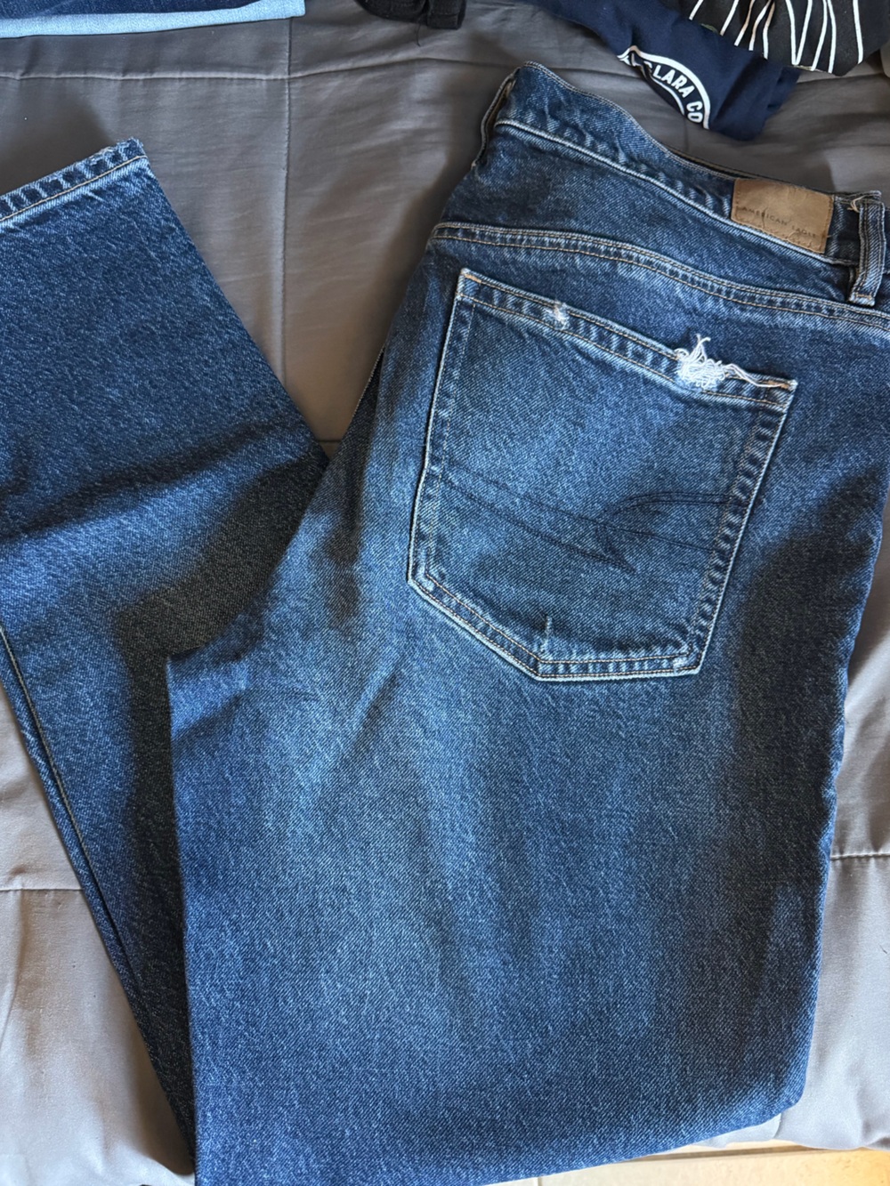 American Eagle 90s Skinny Jeans